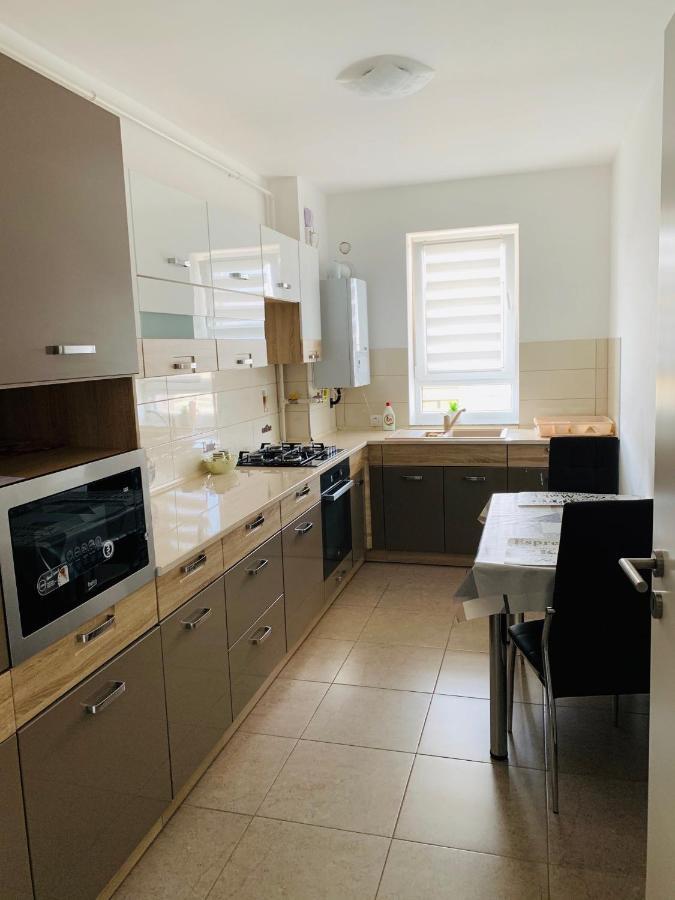 Marius Apartment Braşov Exteriör bild