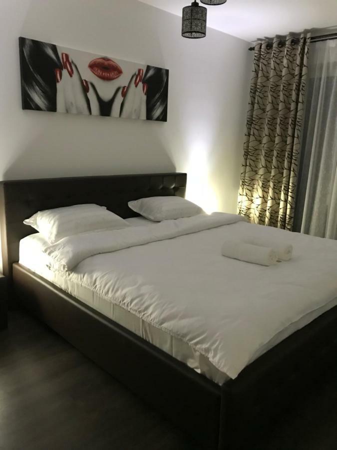 Marius Apartment Braşov Exteriör bild